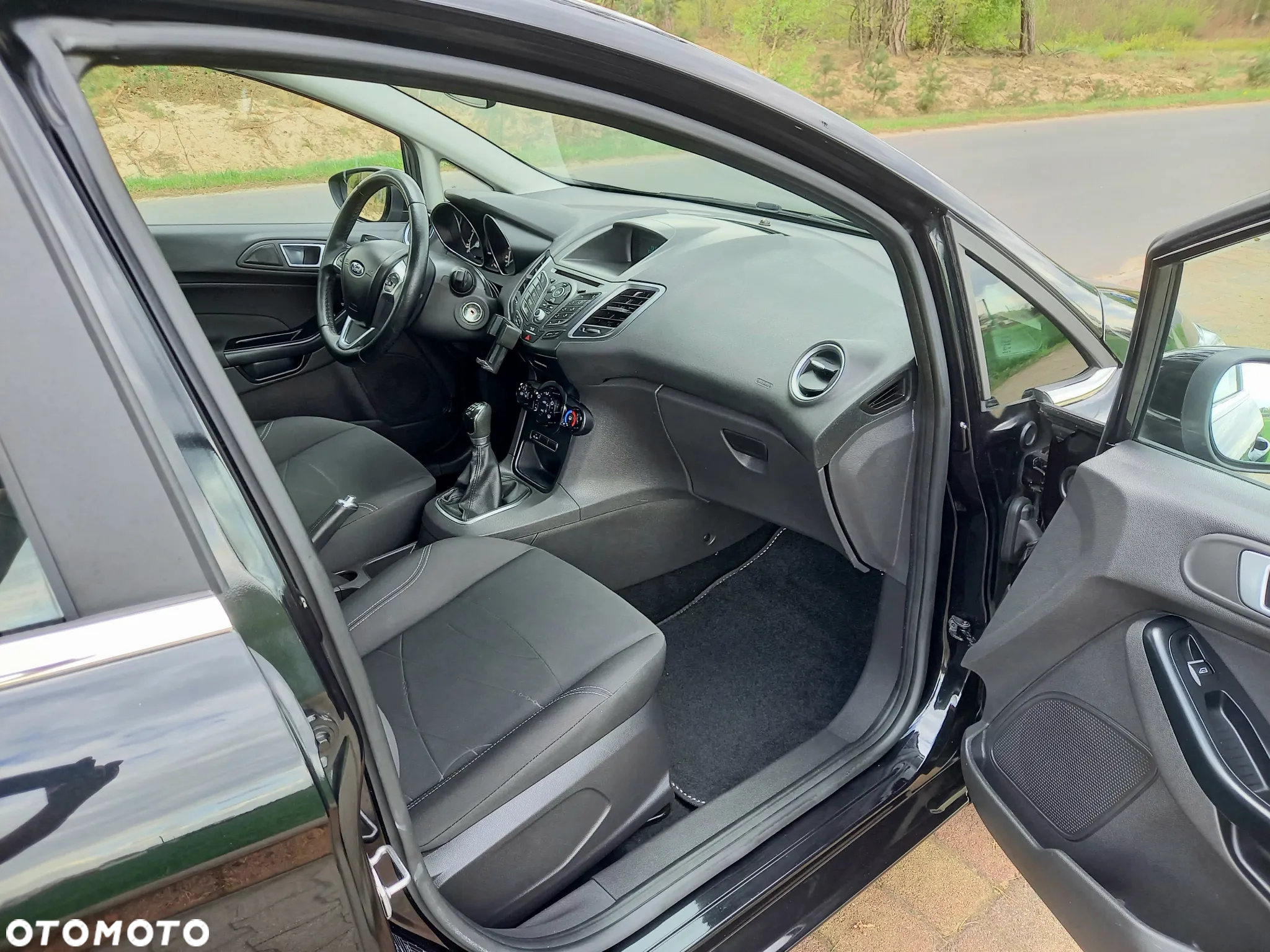 Ford Fiesta - 8