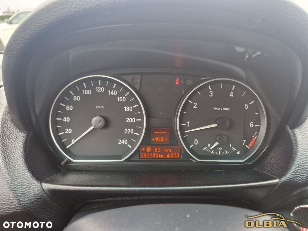 BMW Seria 1 - 21