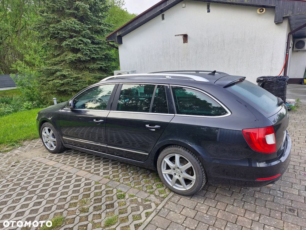 Skoda Superb 1.6 TDI Green tec Exclusive - 8