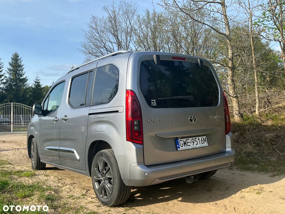 Toyota Proace City Verso 1.2 D-4T Family - 4