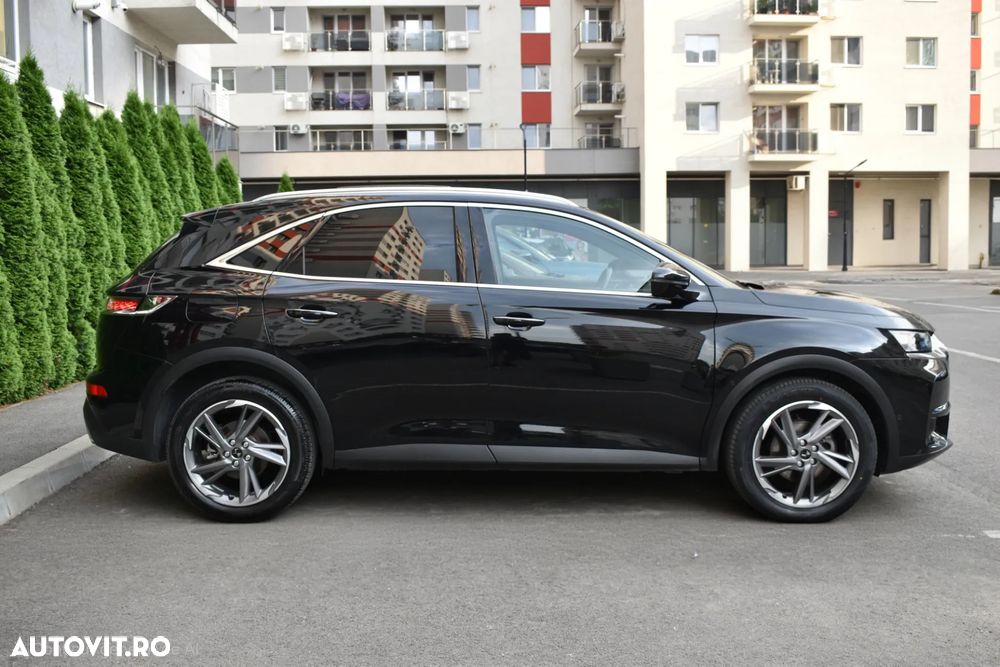 DS Automobiles DS 7 Crossback - 11