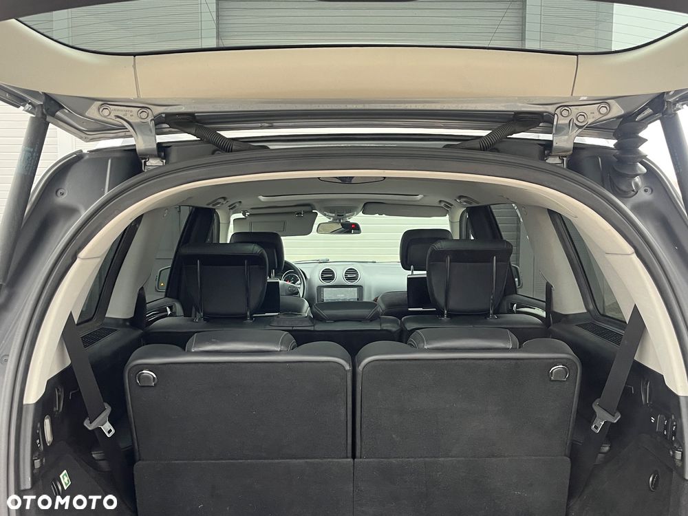 Mercedes-Benz GL 500 4Matic (BlueEFFICIENCY) 7G-TRONIC - 15