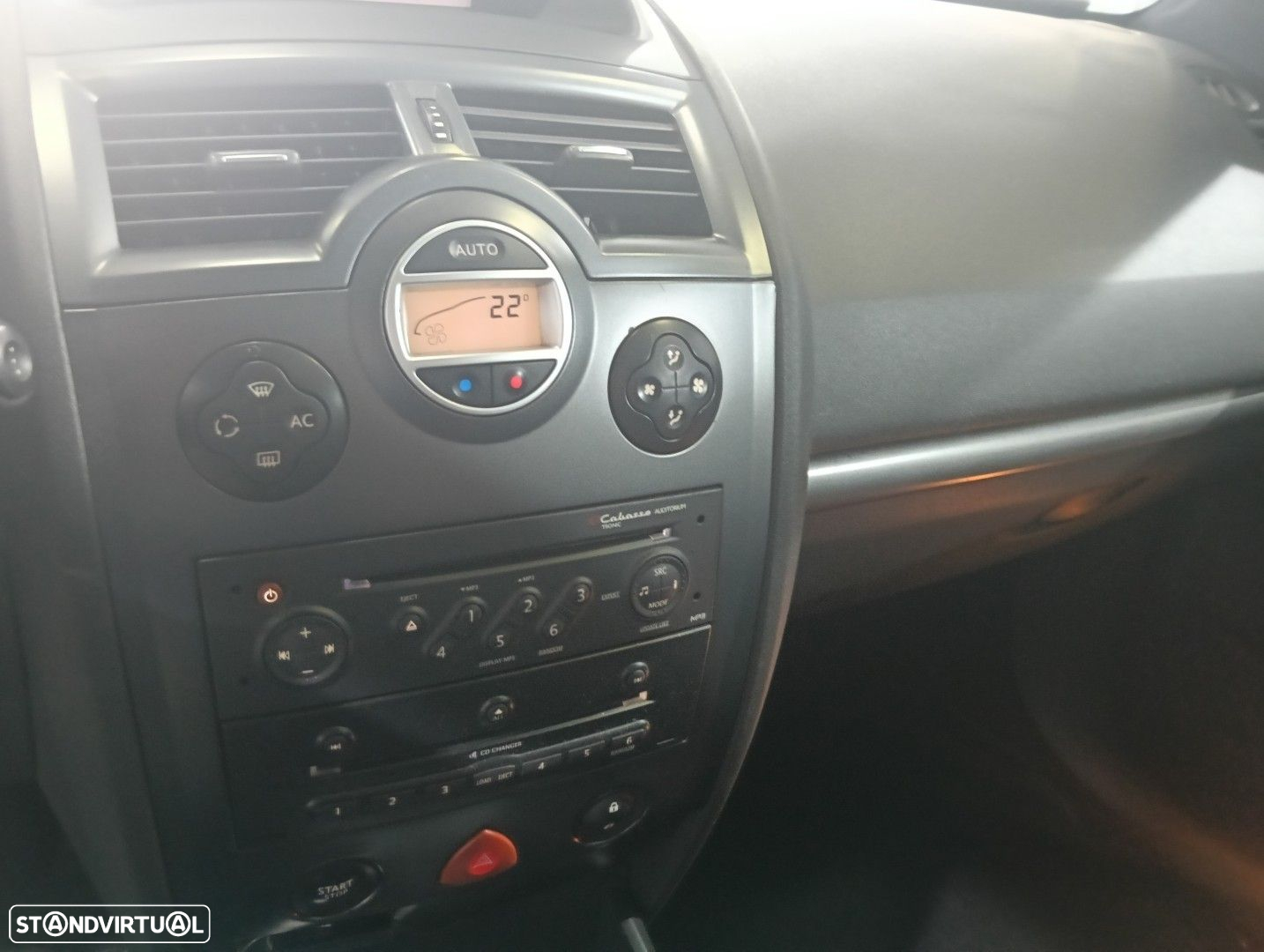 Renault Mégane 1.5 dCi Privilège Luxe - 21