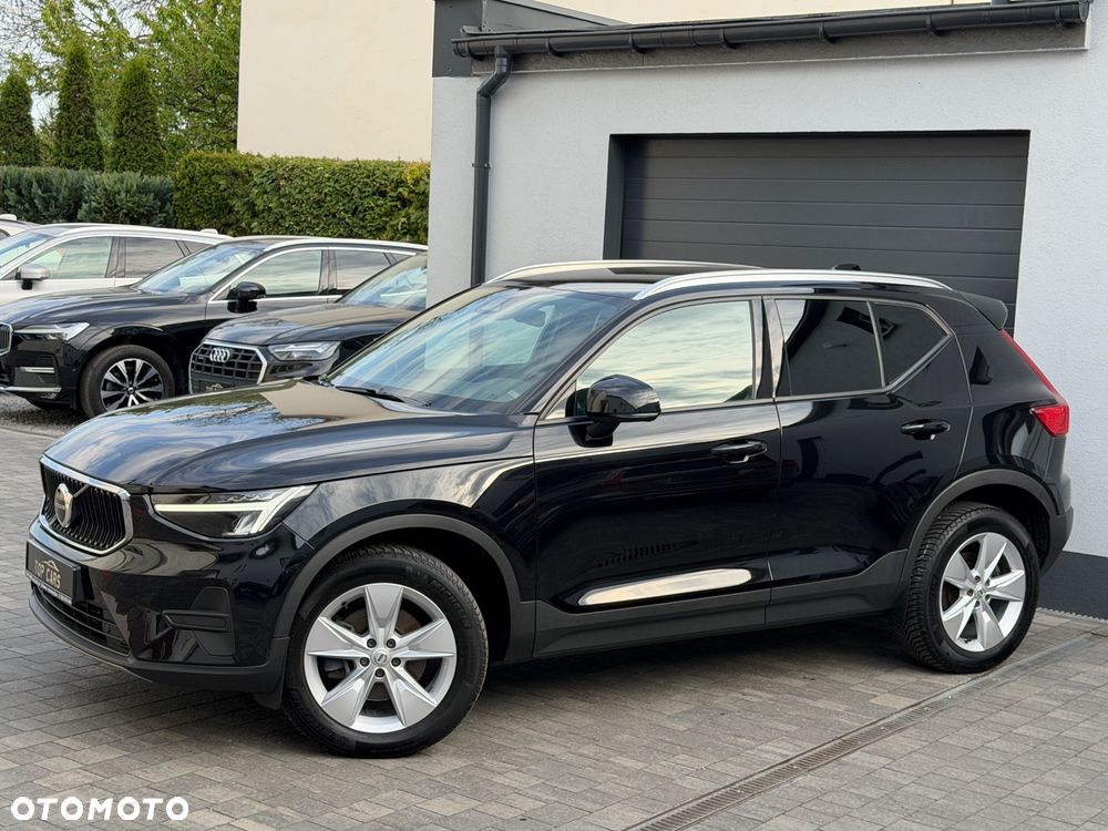 Volvo XC 40 B3 B DKG Plus Black Edition - 25