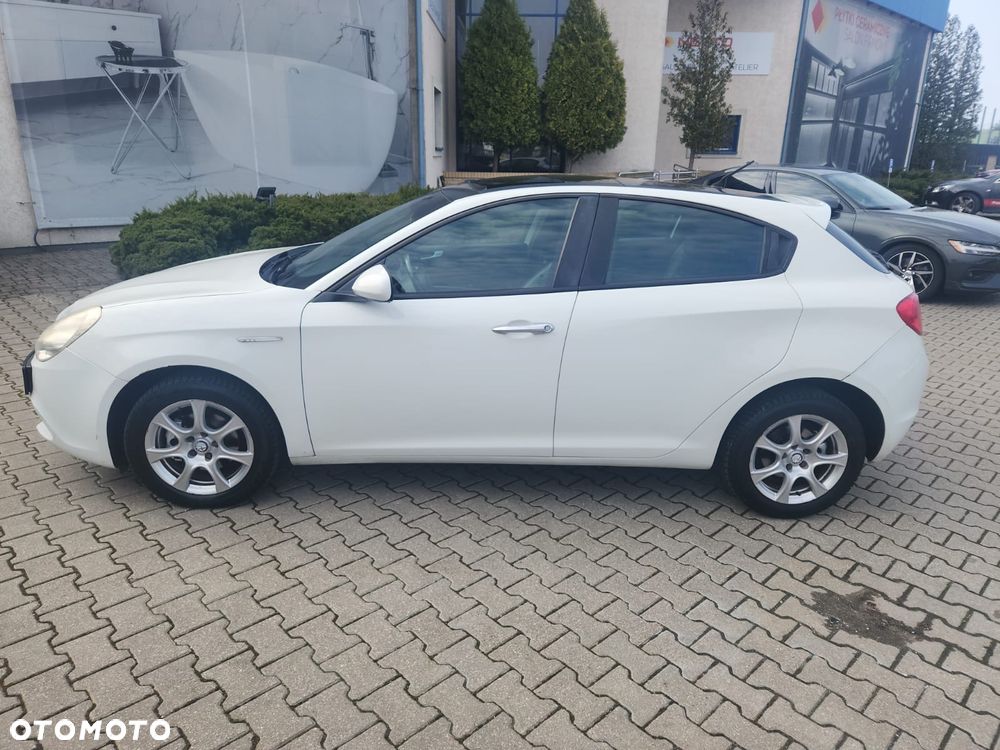 Alfa Romeo Giulietta 1.6 JTDM Veloce - 15