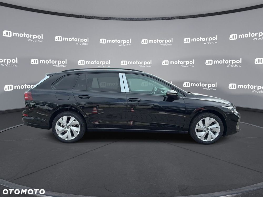 Volkswagen Golf - 11