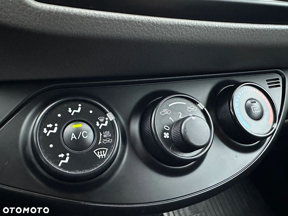 Toyota Yaris 1.5 Active - 21