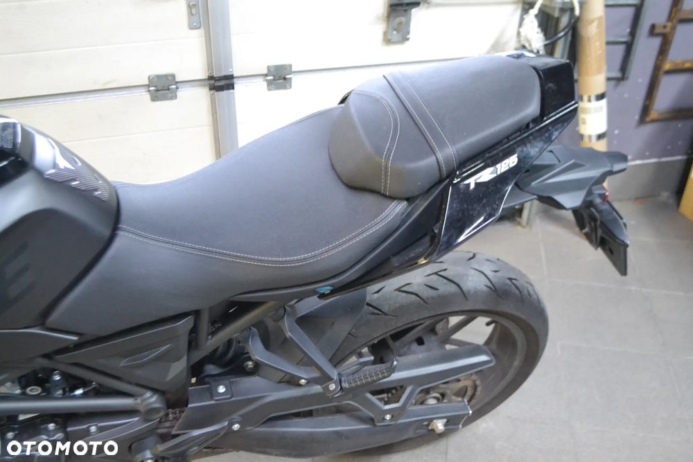 VOGE R125 - 15