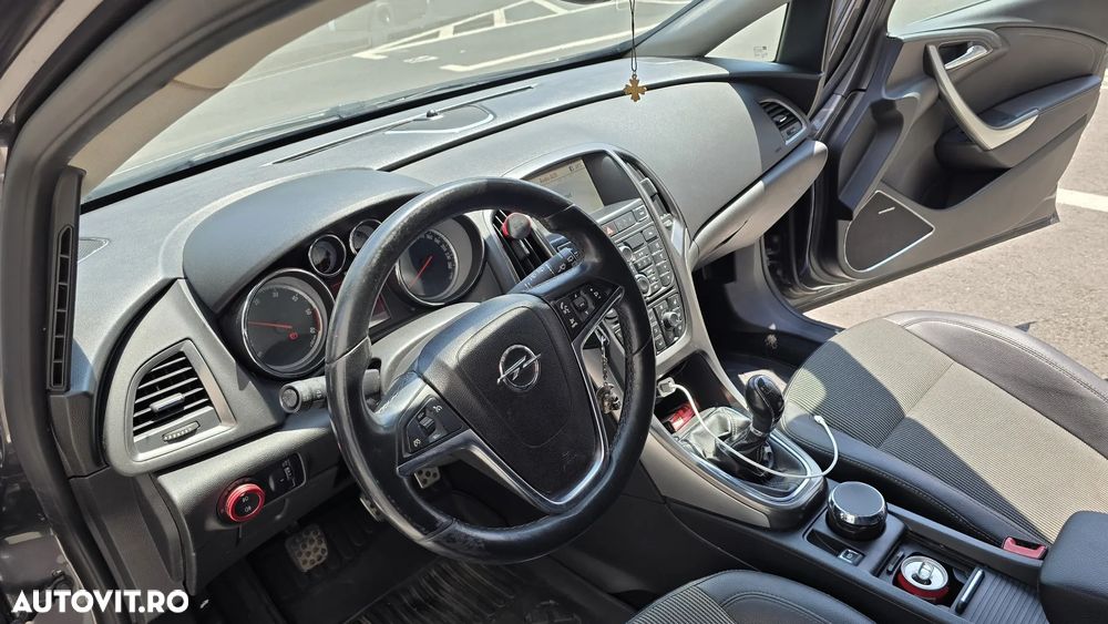 Opel Astra - 14