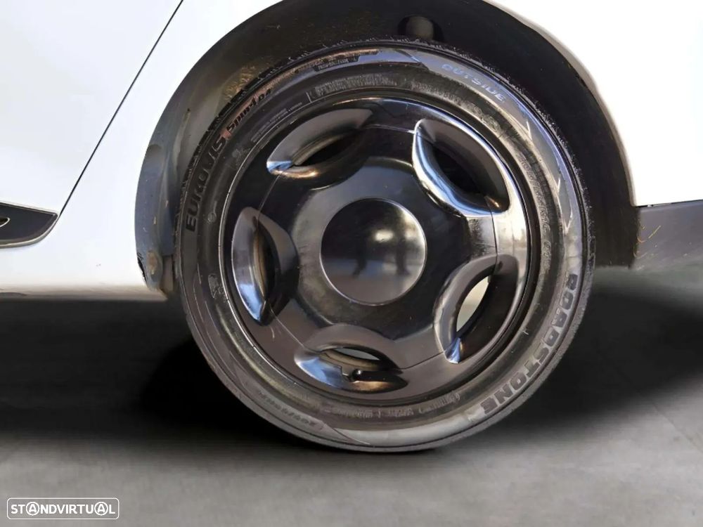 Renault Clio Sport Tourer - 7