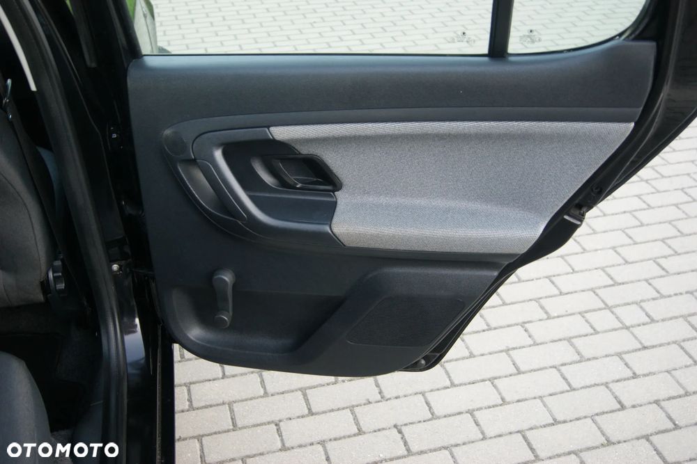 Skoda Fabia 1.2 HTP - 35
