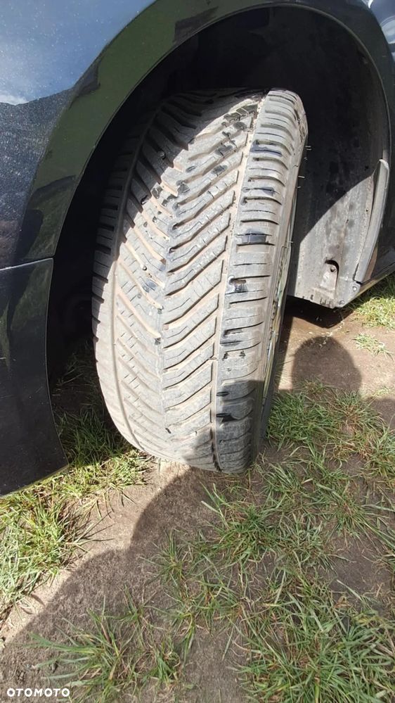 Audi A4 Avant 2.0 TDI - 17