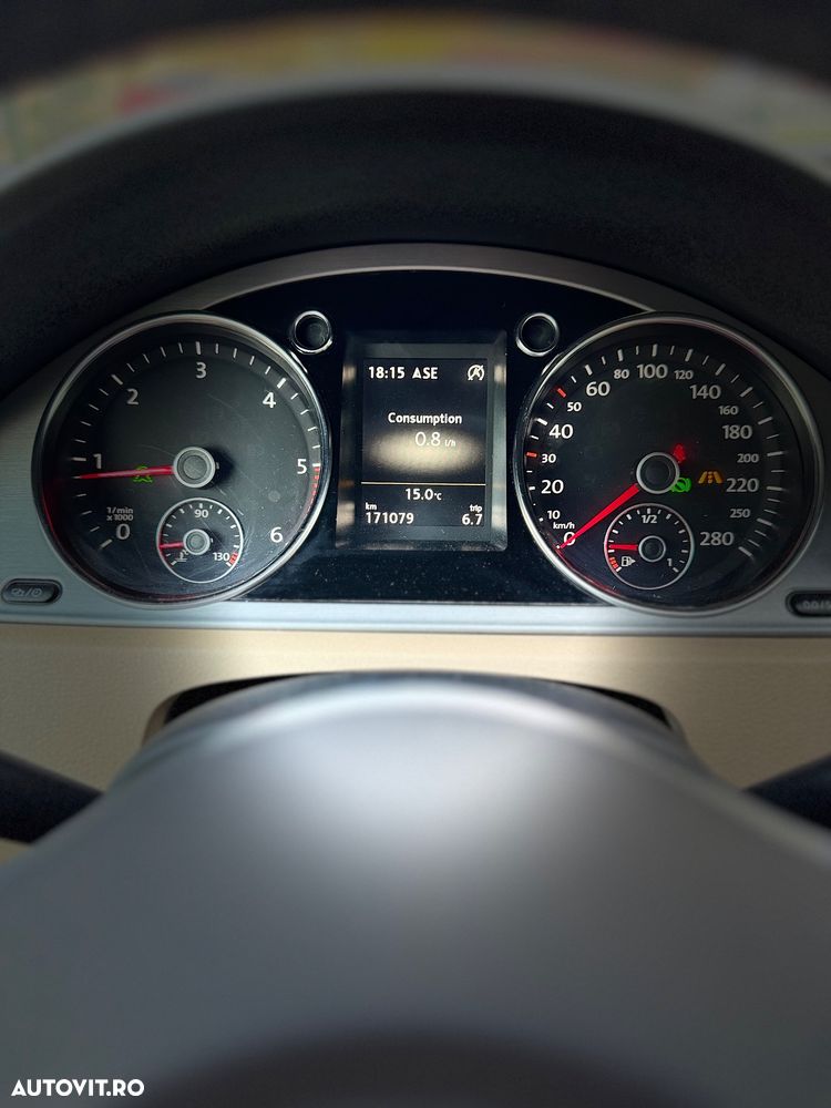 Volkswagen Passat CC - 18