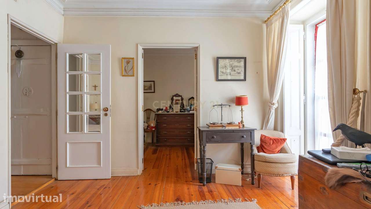 Apartamento T2 na Lapa – Investimento Seguro numa das Zonas Mais Valor - Grande imagem: 2/45