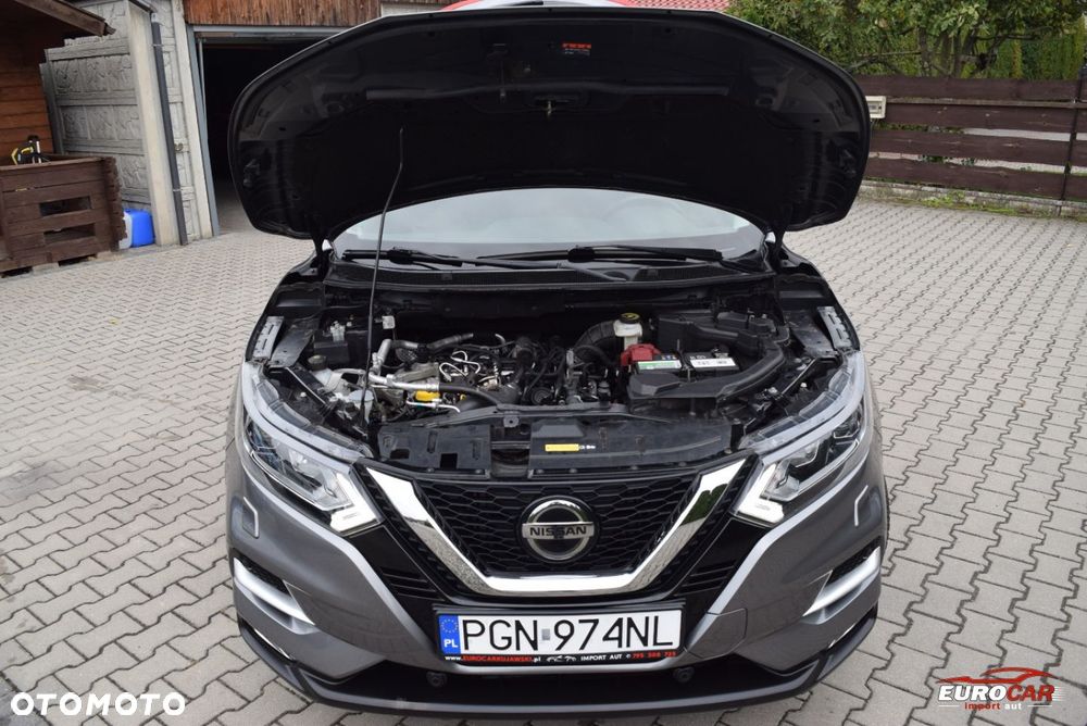 Nissan Qashqai 1.3 DIG-T DCT TEKNA - 33