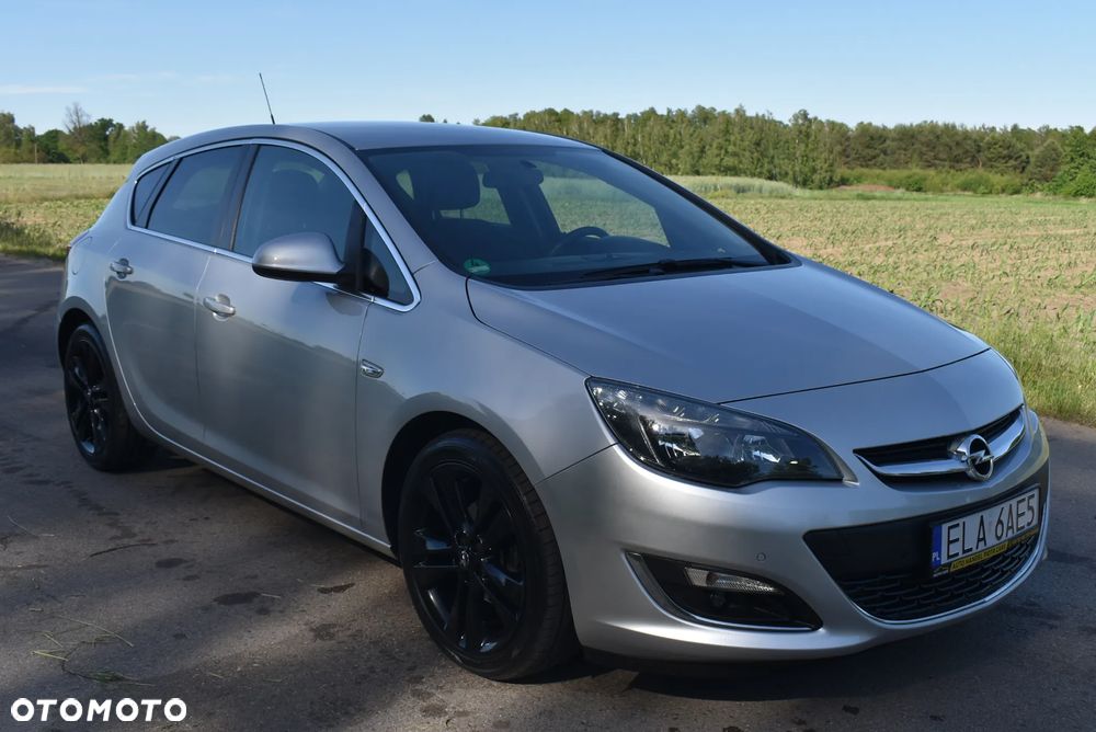Opel Astra - 16