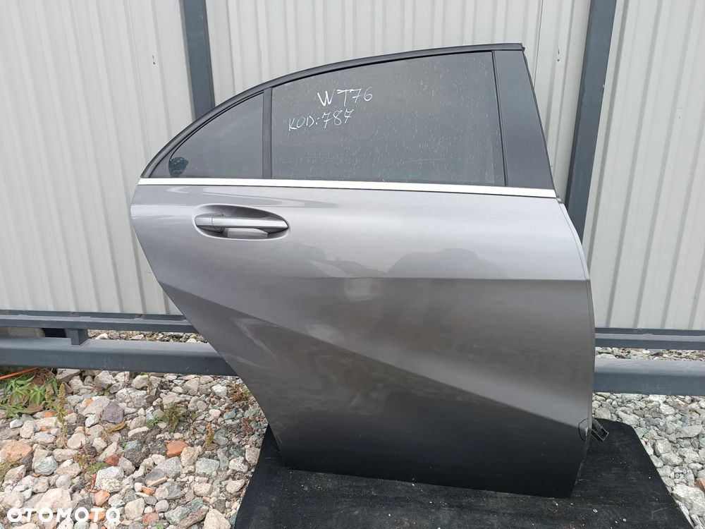 DRZWI PRAWY TYŁ PRAWE TYLNE MERCEDES A KLASA W176 787 - 2