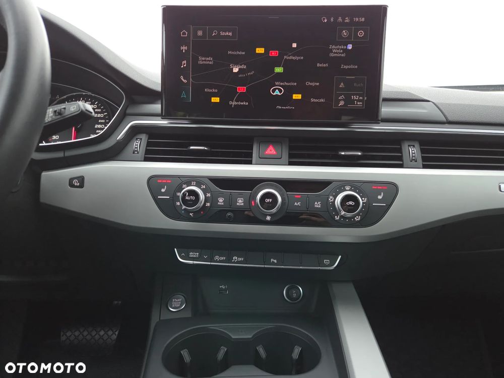 Audi A4 Avant 40 TDI quattro S tronic S line - 27