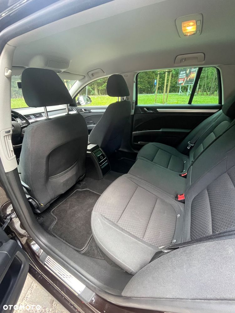 Skoda Superb 2.0 TDI Ambition - 24