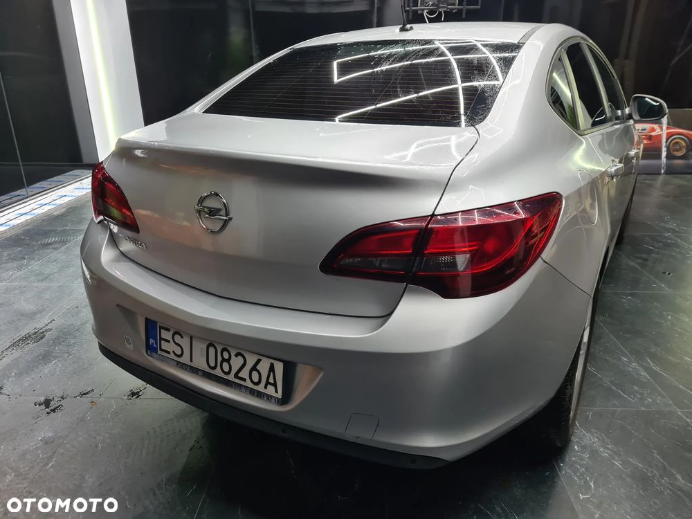 Opel Astra 1.6 Active - 7