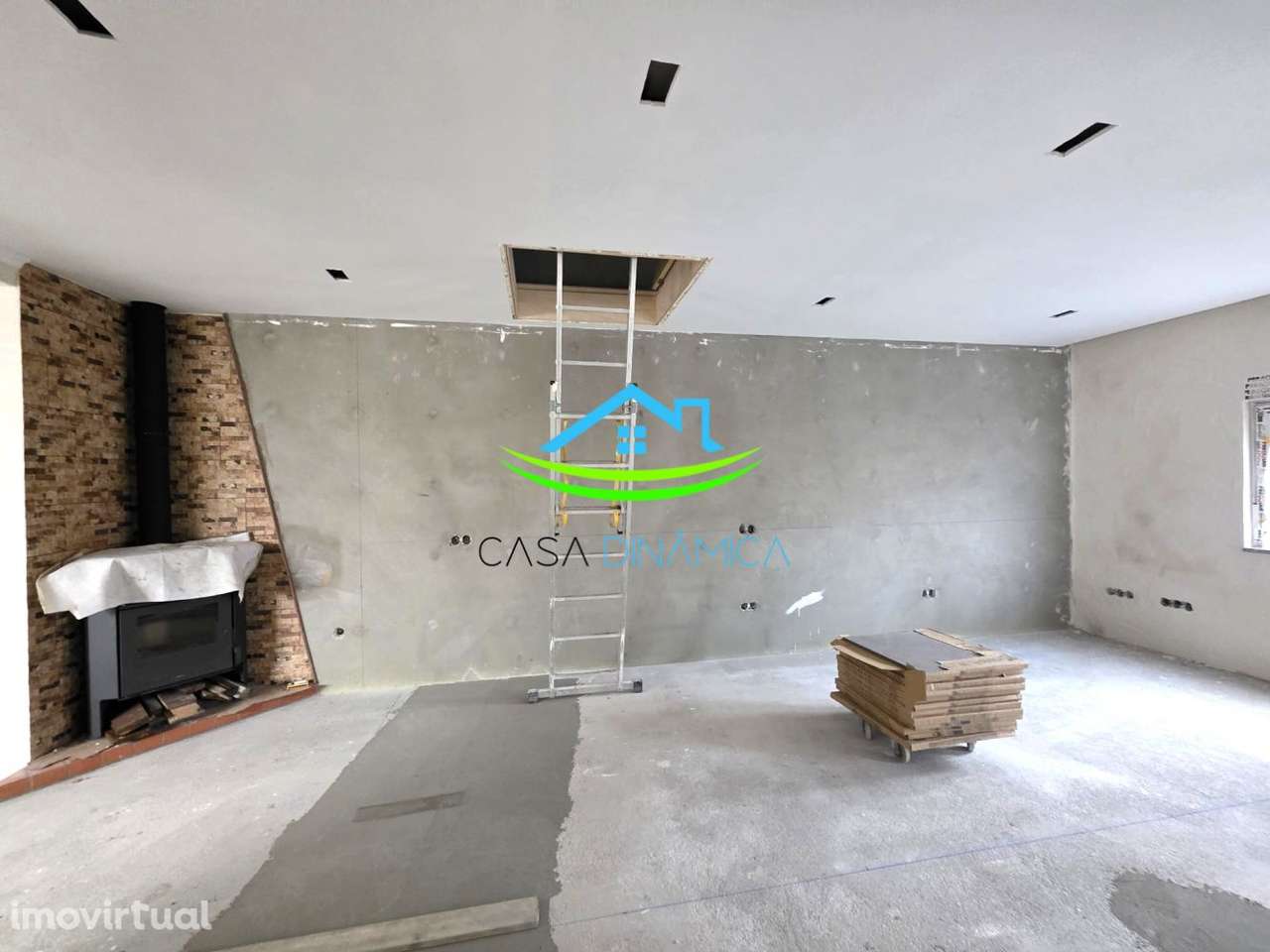 Moradia T2+2 Totalmente Renovada em Alhadas – Figueira da Foz - Grande imagem: 3/46