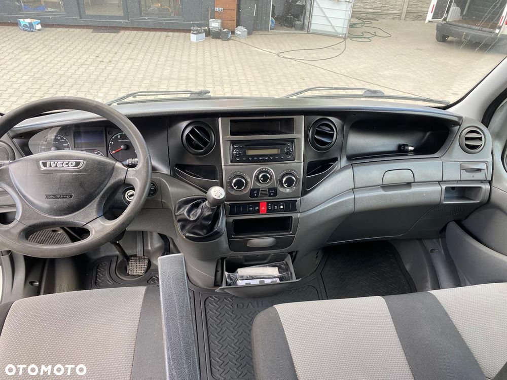 Iveco DAILY - 21