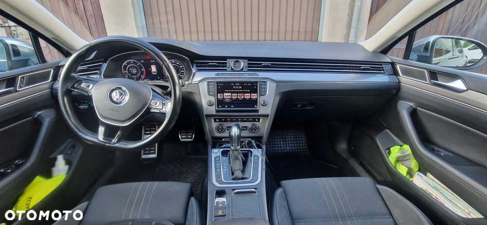 Volkswagen Passat Alltrack 2.0 TDI SCR 4Mot DSG - 9