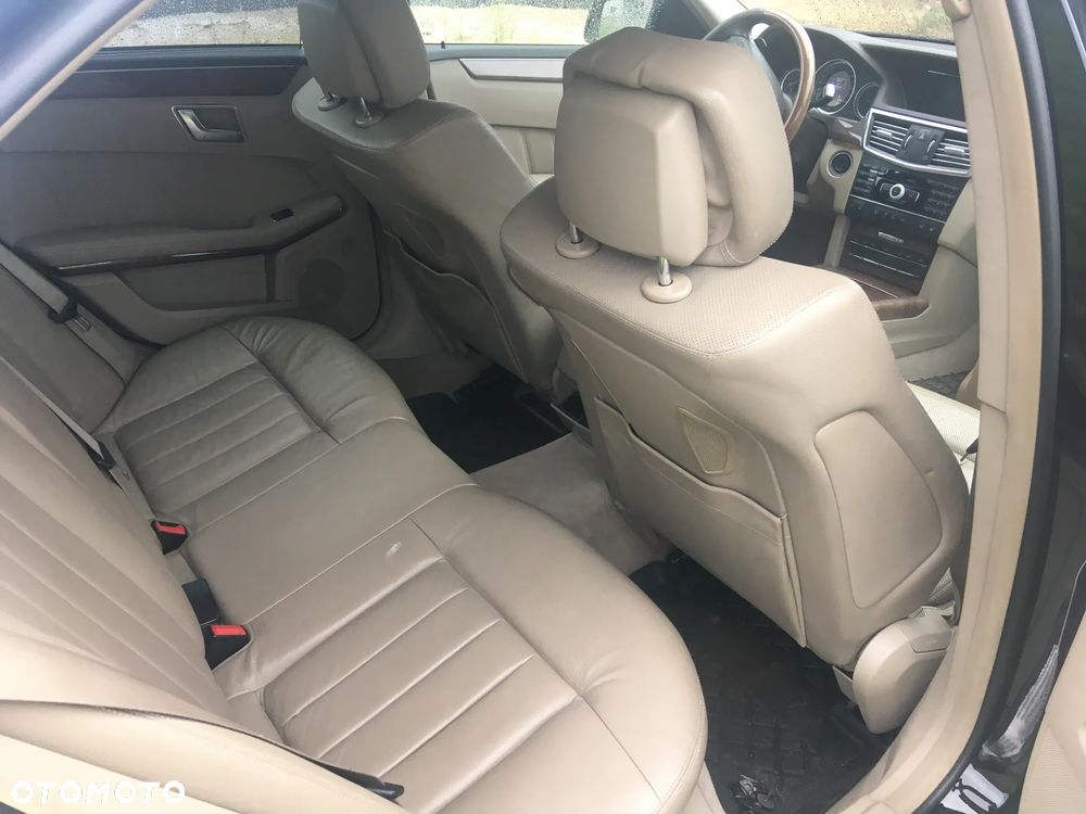 Mercedes-Benz Klasa E 220 CDI BlueEff Elegance - 5