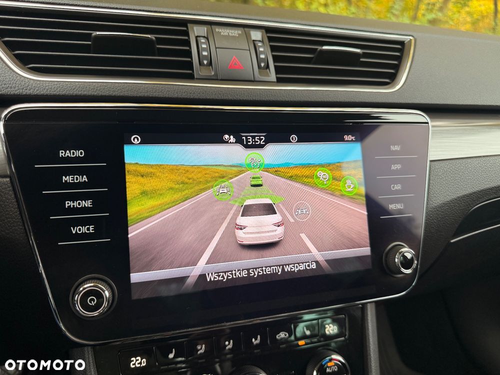 Skoda Superb 2.0 TDI SCR Style - 35