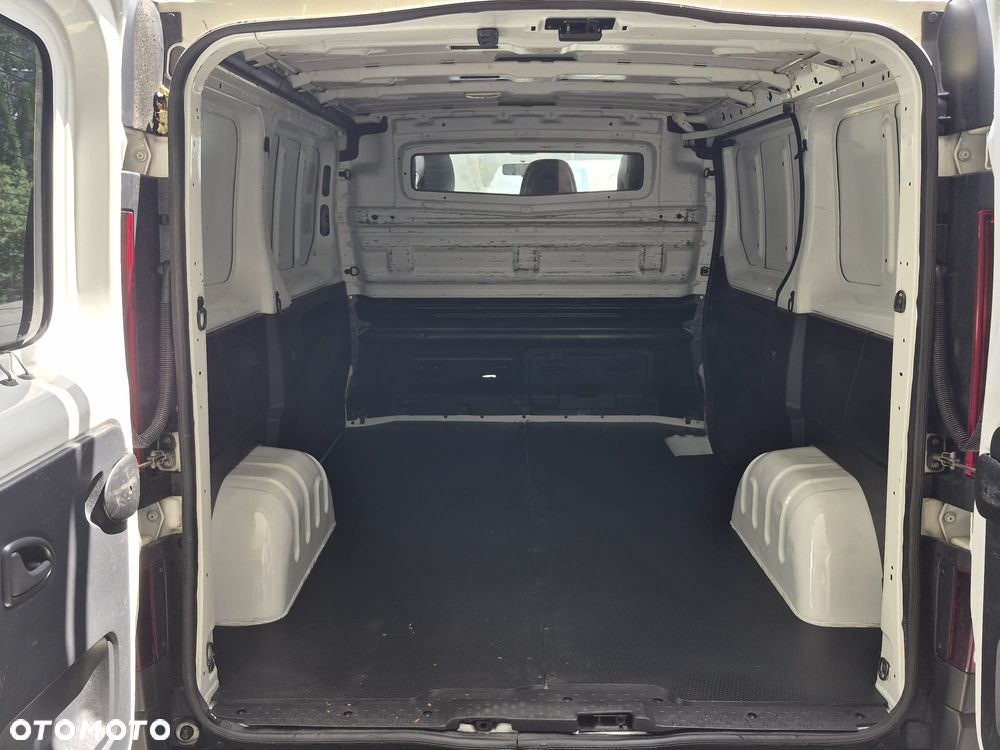Renault Trafic - 8