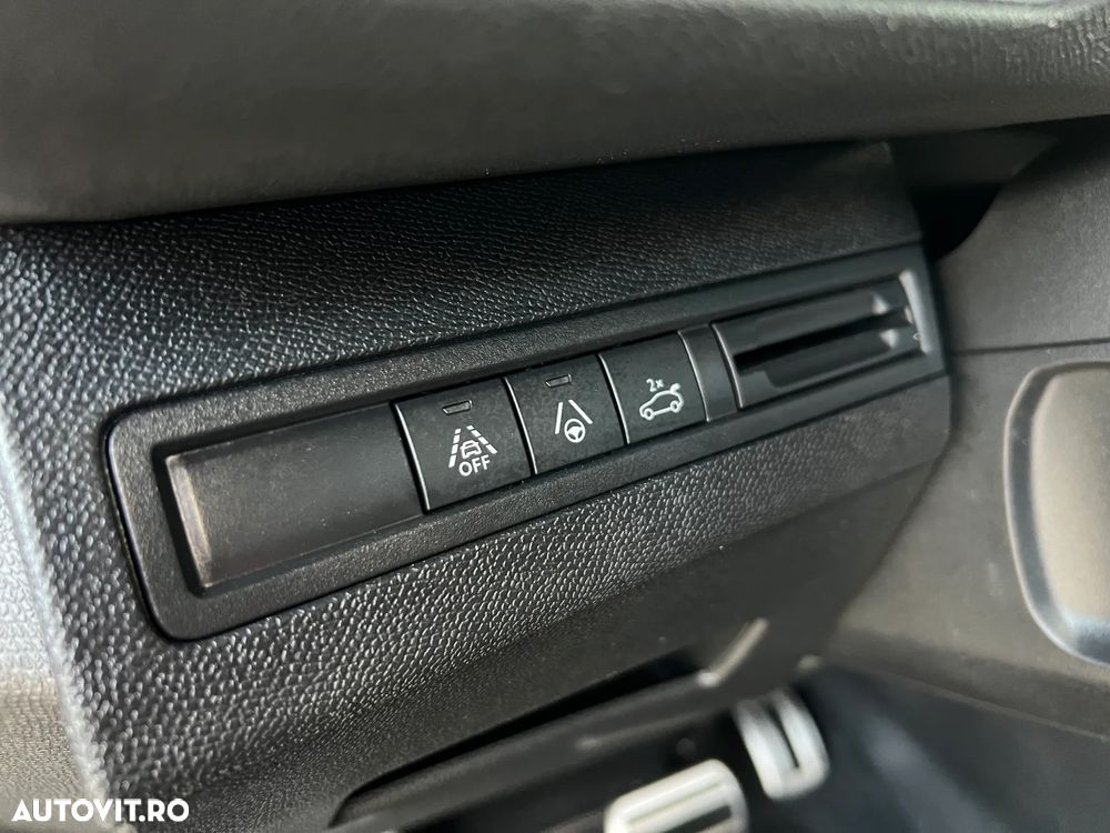 Peugeot 5008 BlueHDI 130 EAT8 GT - 20