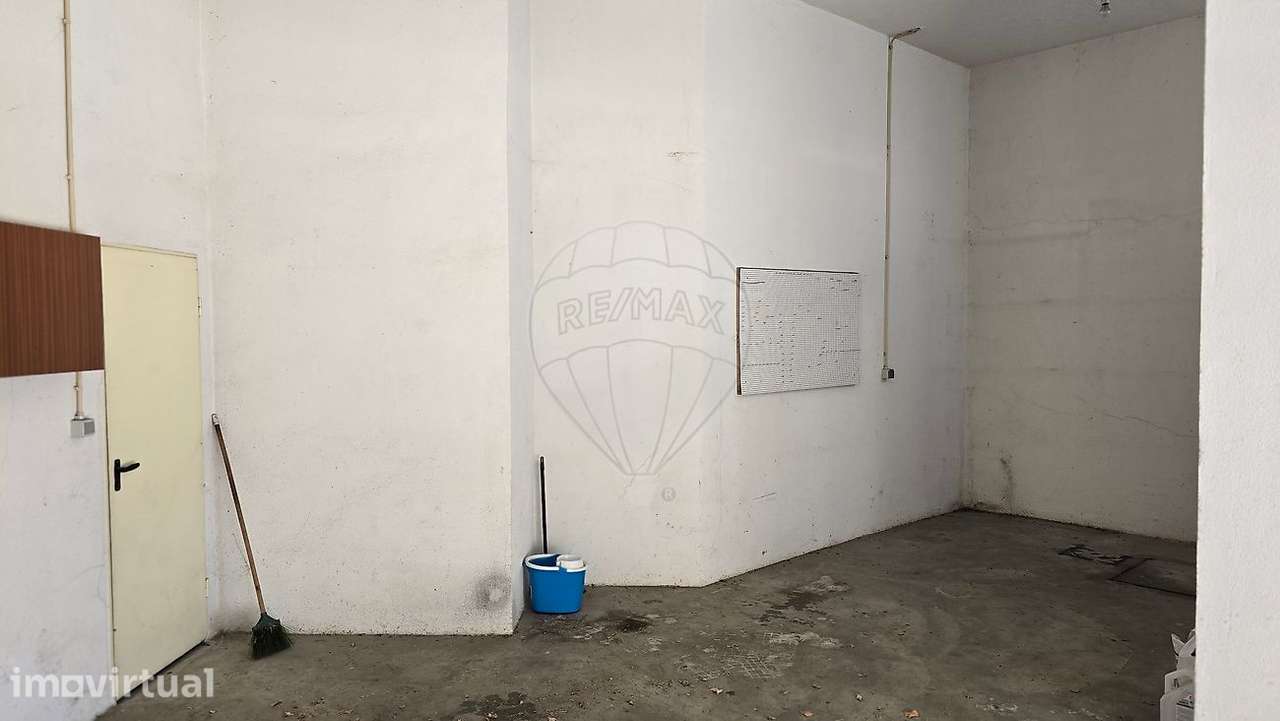 Garagem  para venda - Grande imagem: 2/10