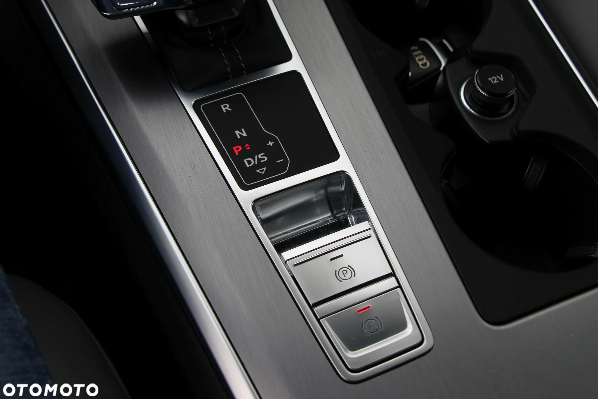 Audi A6 Avant 40 TDI S tronic S line - 29