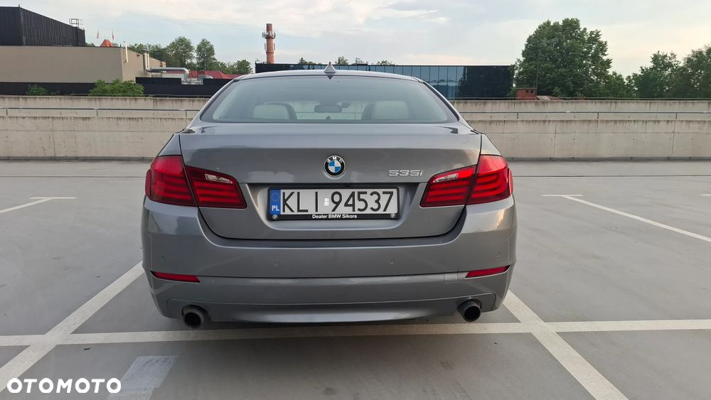 BMW Seria 5 535i xDrive - 8
