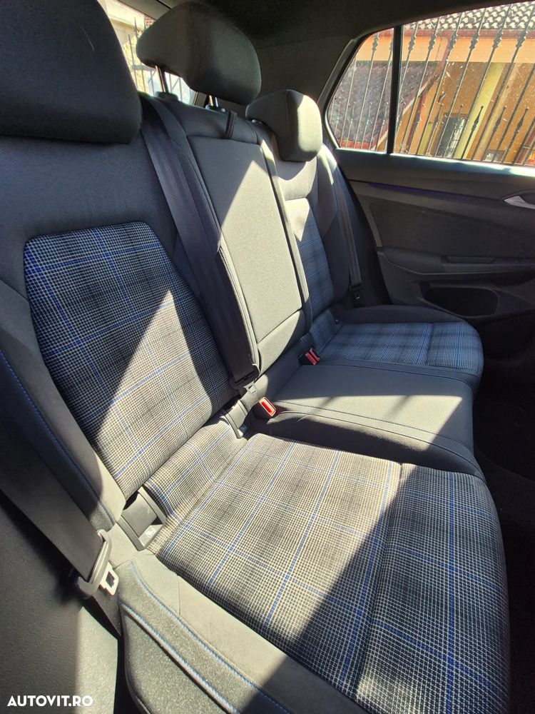 Volkswagen Golf GTE - 14