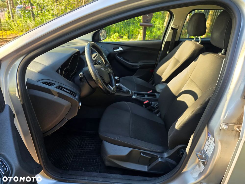 Ford Focus 1.5 TDCi Trend Sport - 8