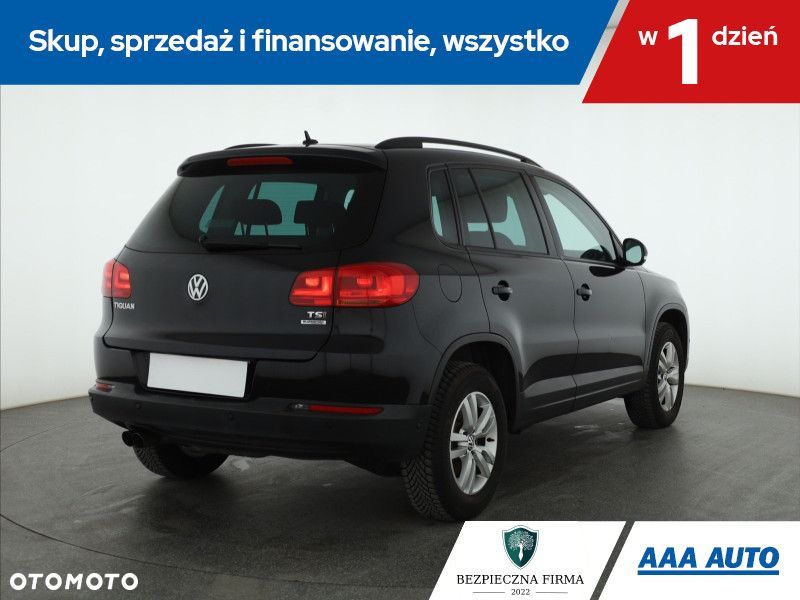 Volkswagen Tiguan - 7