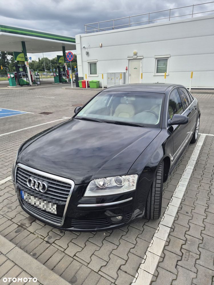 Audi A8 4.2 TDI Quattro - 1