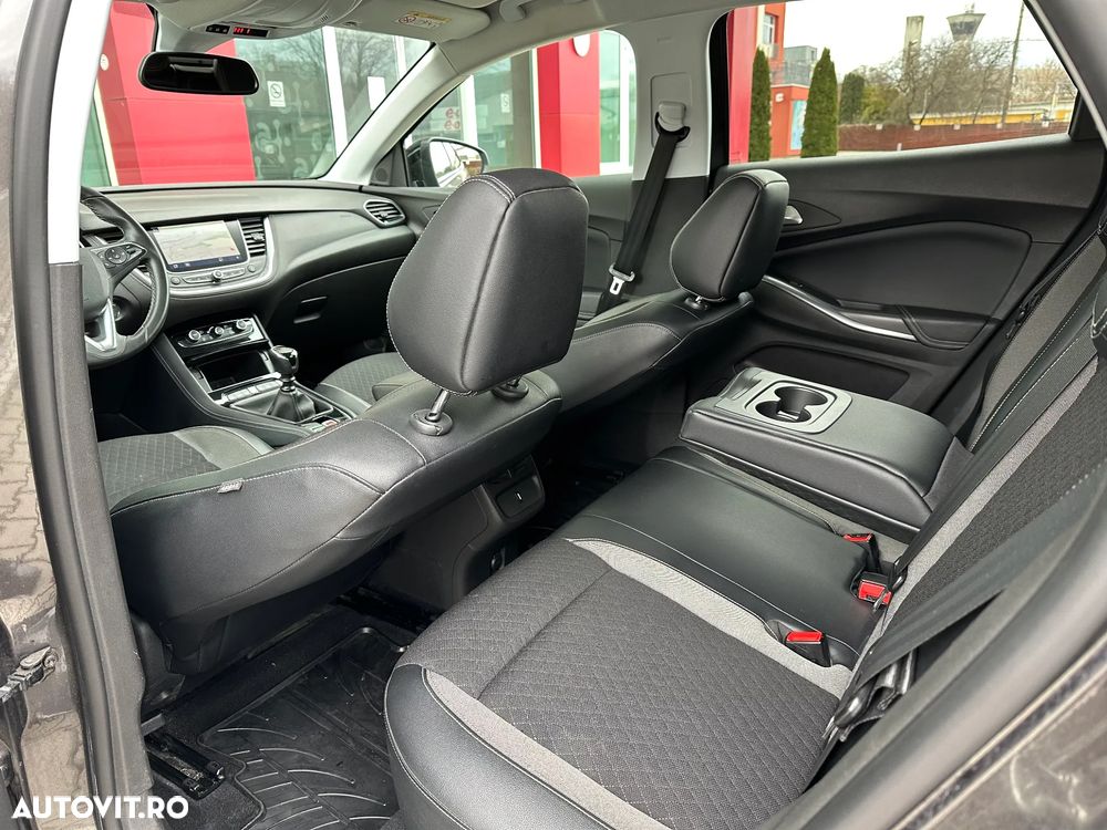 Opel Grandland X - 31