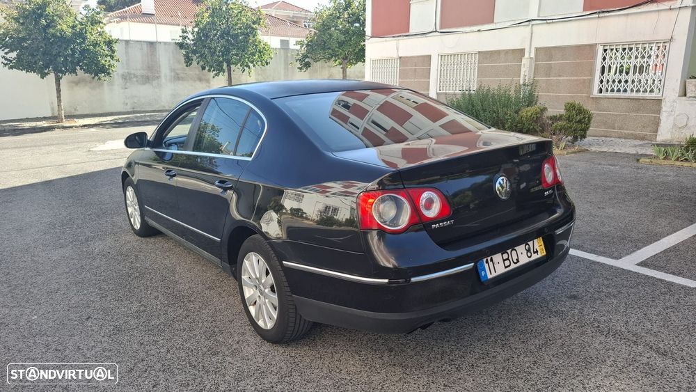 VW Passat 2.0 TDI Confortline - 6