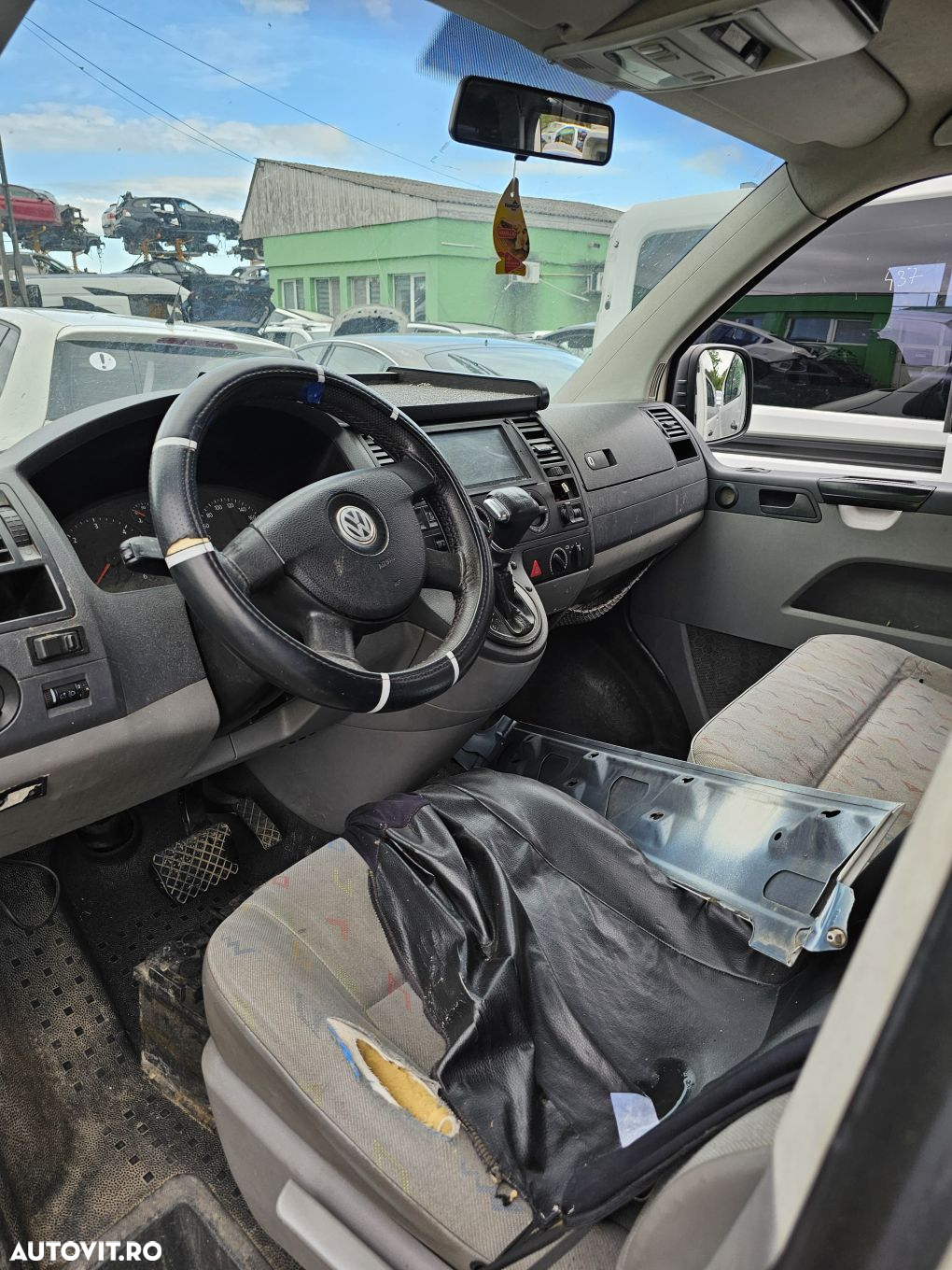 Balama capota  dreapta 7h0823302d Volkswagen VW Transporter T5 [2003 - 8