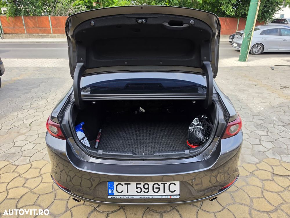 Mazda 3 e-Skyactiv G150 AT MHEV Plus - 9