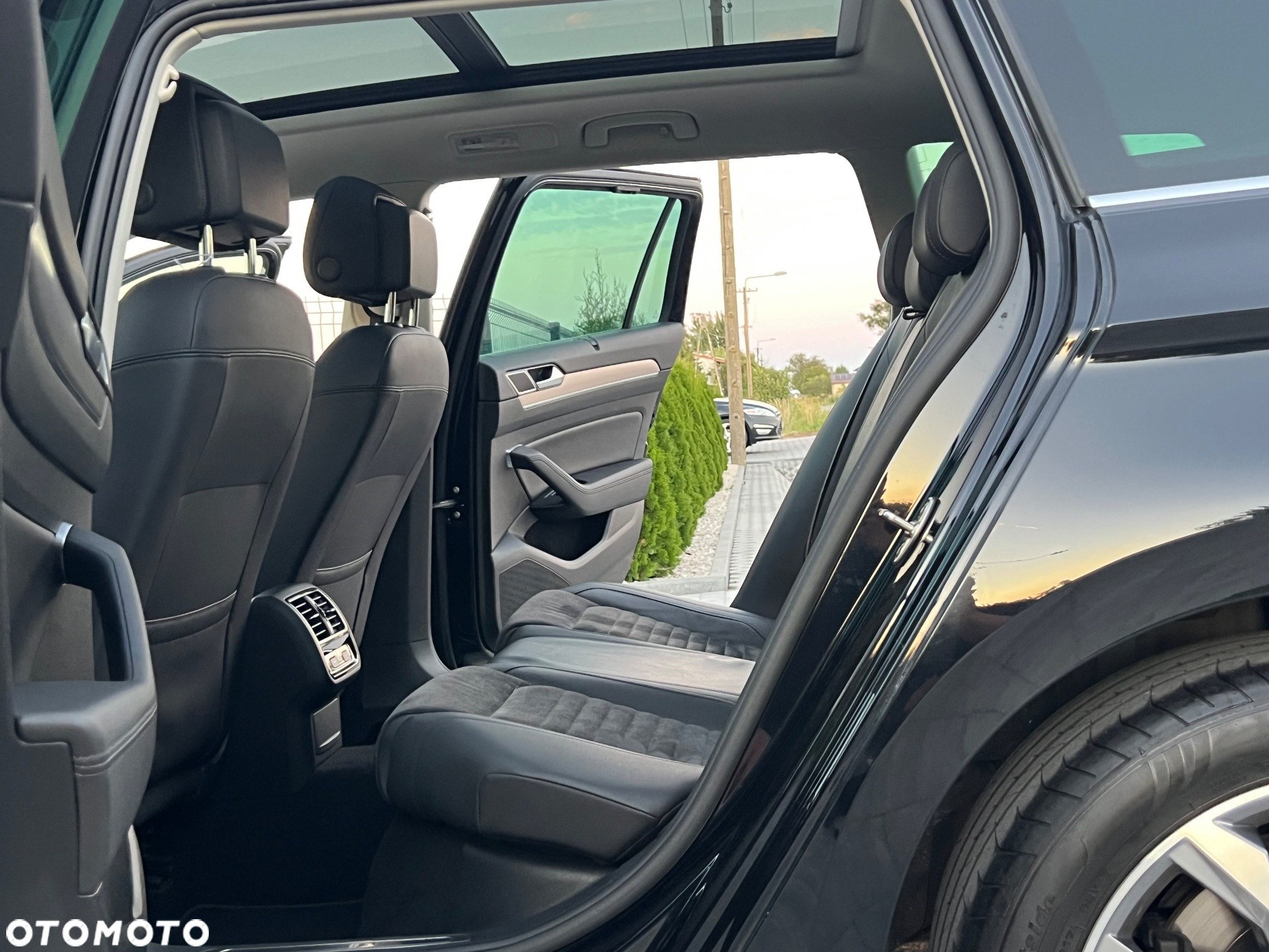 Volkswagen Passat 2.0 TDI BMT Highline DSG - 17