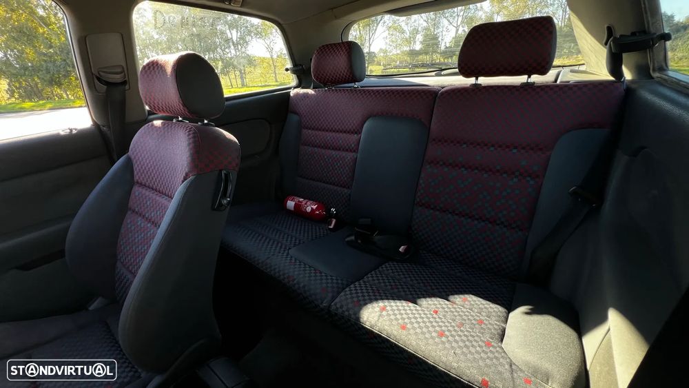 Audi A3 1.8 Sport Turbo - 6