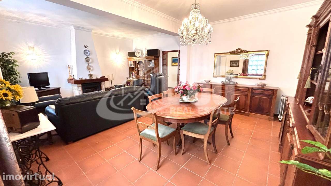 MORADIA T4 CENTRO DE ESPINHO - Grande imagem: 4/19