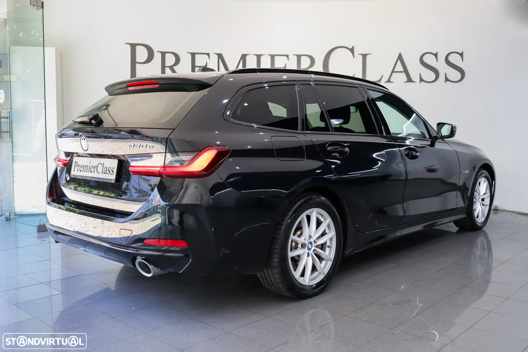 BMW 320 e Touring Auto - 2