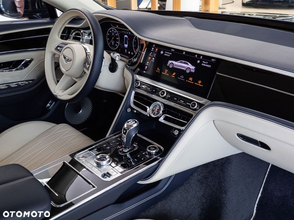 Bentley Flying Spur - 13