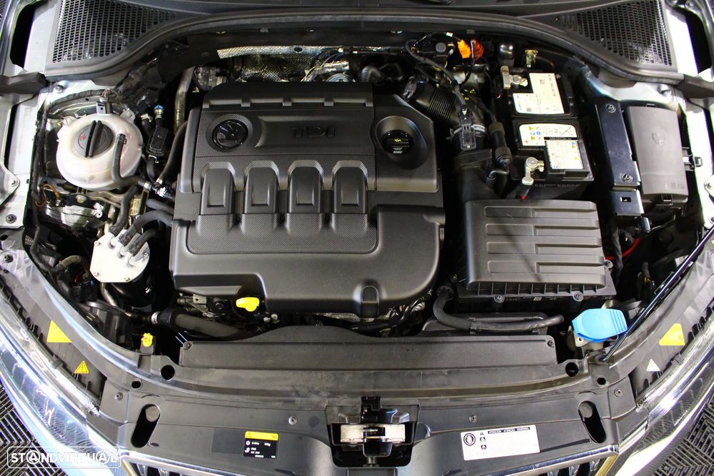 Skoda Octavia 1.6 TDI Sportline Pack - 26