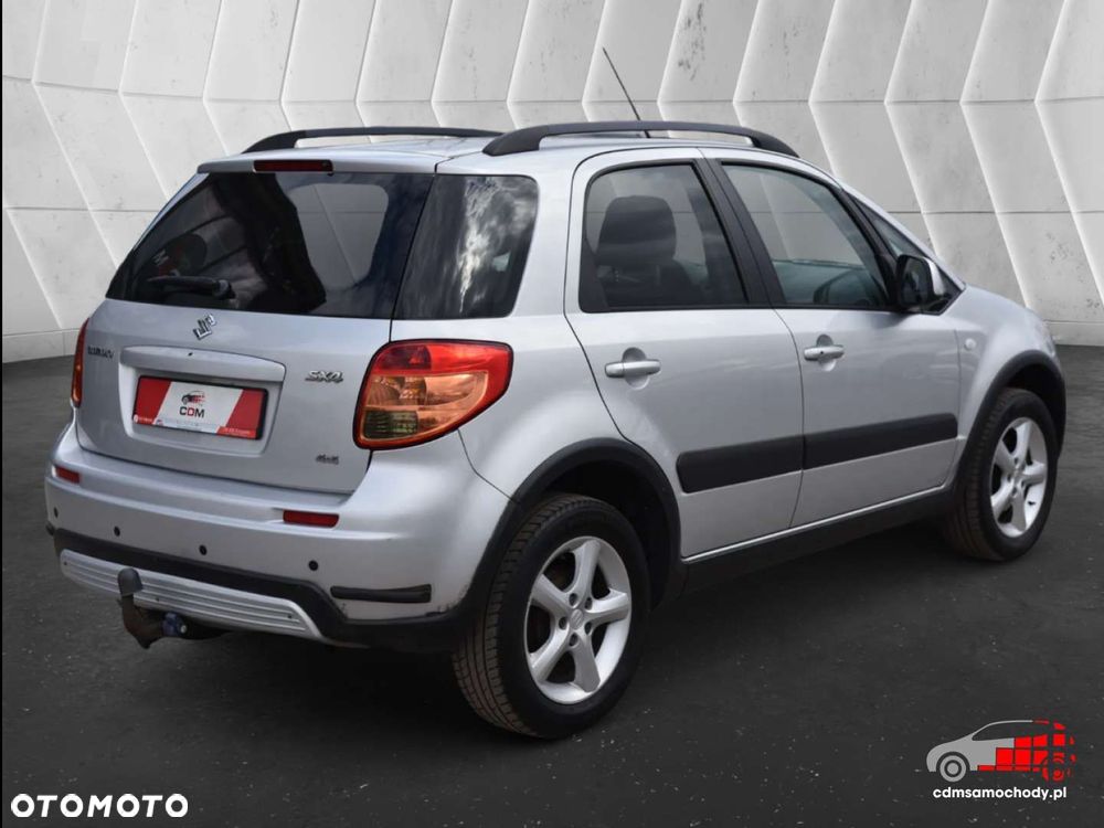 Suzuki SX4 - 10