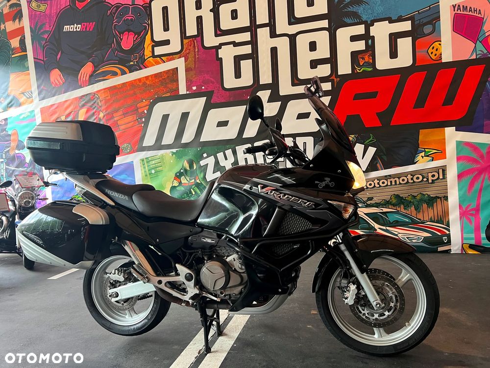 Honda XL - 18